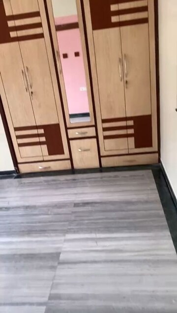 Room in 2 BHK Apartment at Hiranandani Estate, Ghodbunder Road – for Rent