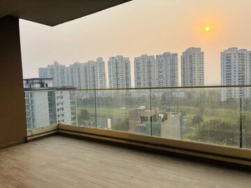 Swimming Pool in 3 BHK Apartment at Kalpataru Vista, Sector 128 – for Rent