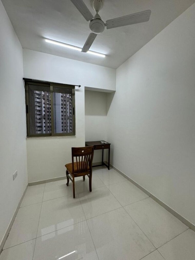 Bedroom, lodha-splendora 2.5 Bedroom 1100 Sq.Ft. Apartment In Ghodbunder Road Thane 10035575