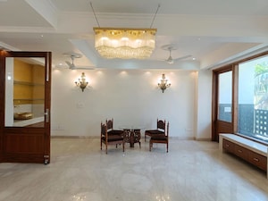 3 BHK Apartment For Rent in RWA Apartments Sector 122, Sector 122