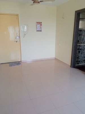 Room in 1 BHK Apartment at Shree Prastha CHS, Owale – for Rent