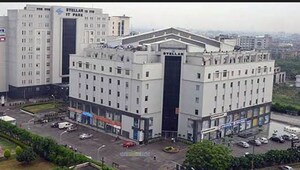  Office Space – Exterior View View at Dhawalgiri Apartments, Sector 11 - for Rent