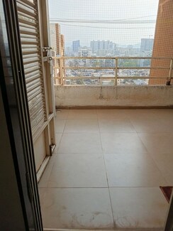 1 BHK Apartment For Rent in Chandrarang Capital Tower