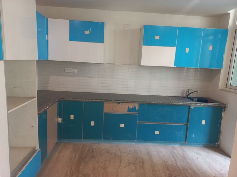 Kitchen, mahagun-mezzaria 4 Bedroom 4425 Sq.Ft. Apartment In Sector 78 Noida 10035541