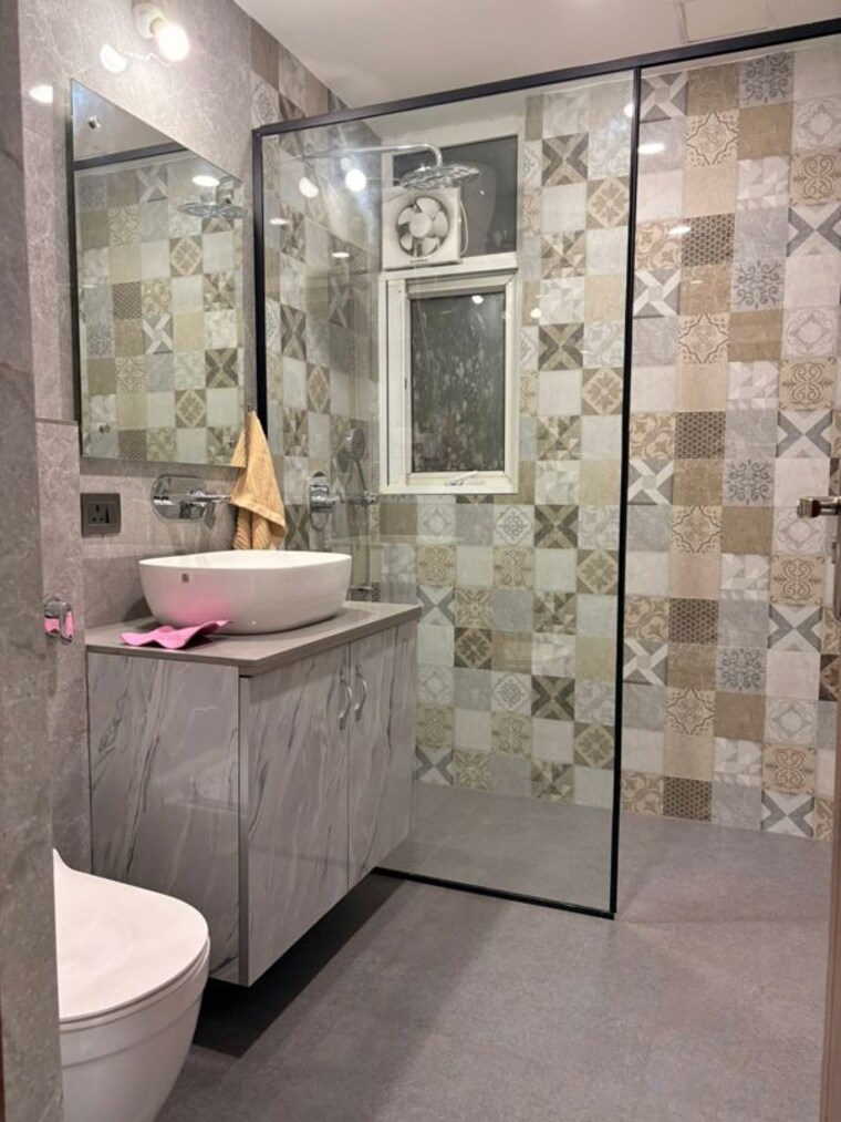 Bathroom, orchid-petals 3.5 Bedroom 2061 Sq.Ft. Apartment In Sector 49 Gurgaon 10035677