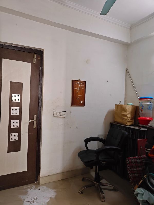 2 BHK + Extra Room Builder Floor For Rent in Kshitij Complex Vaishali