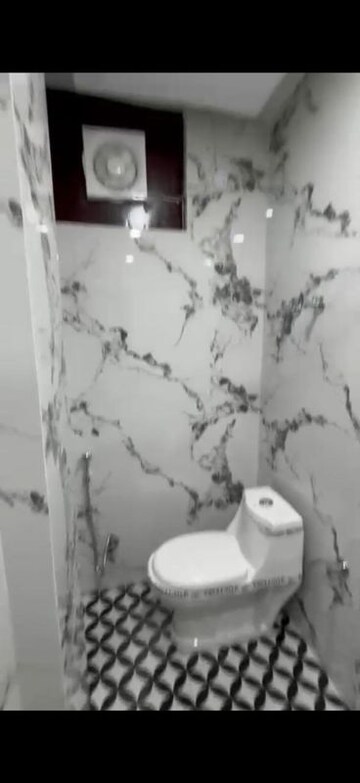 Bathroom in 2 BHK Builder Floor at Sahyag Lane Society, Vaishali Sector 5 – for Rent