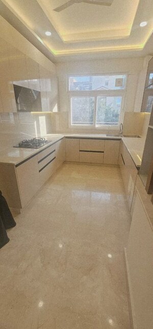 Room in 4 BHK Villa at Emaar Marbella, Sector 66 – for Sale