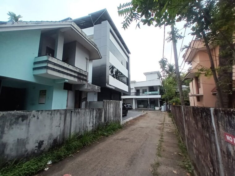 Exterior View, chalikkavattom Commercial Office Space 2500 Sq.Ft. In Chalikkavattom Kochi 10020625