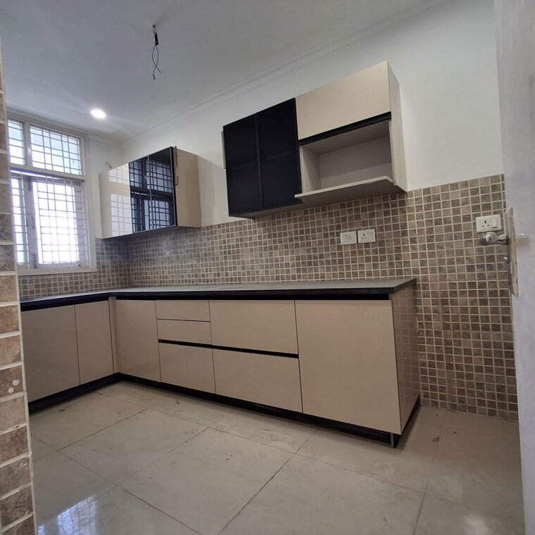 Kitchen, pareena-coban-residences 2.5 Bedroom 1550 Sq.Ft. Apartment In Sector 99a Gurgaon 10035784