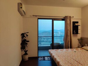 Room in 3 BHK Apartment at Paranjape Blue Ridge, Hinjewadi – for Rent