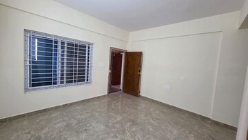 Room in 1 BHK Apartment at Mahadevpura – for Rent
