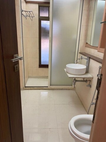Bathroom in 3 BHK Apartment at Tata Petit Towers, Peddar Road – for Rent
