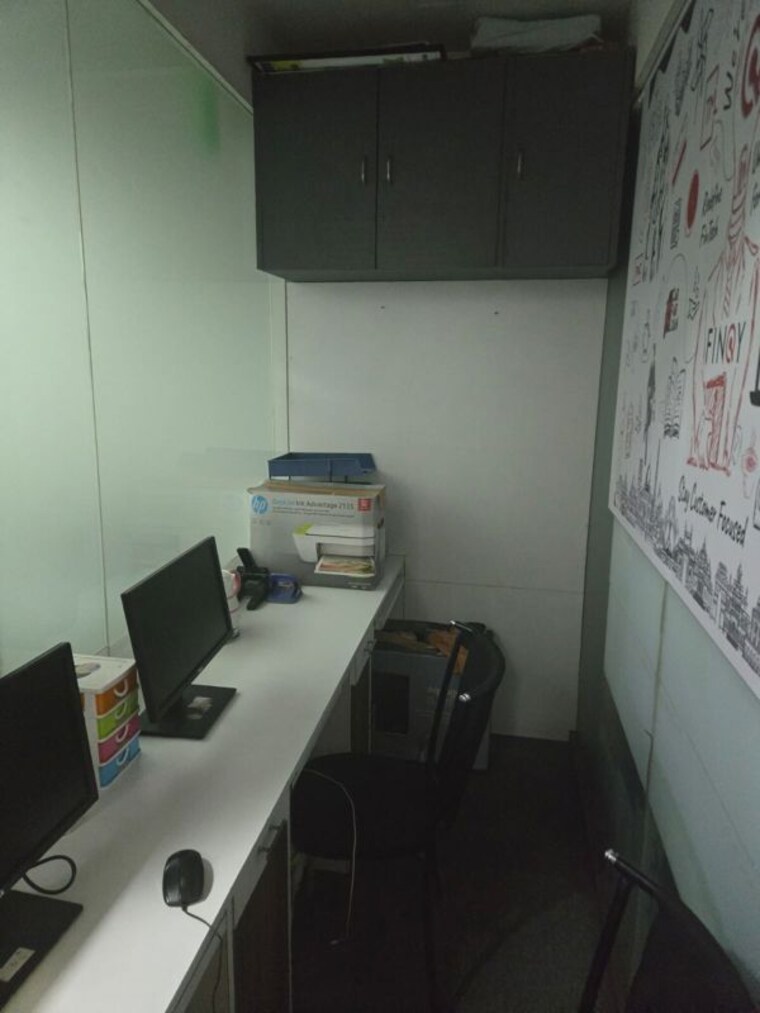 Team Area, real-tech-park Commercial Office Space 700 Sq.Ft. In Vashi Sector 30a Navi Mumbai 10035835