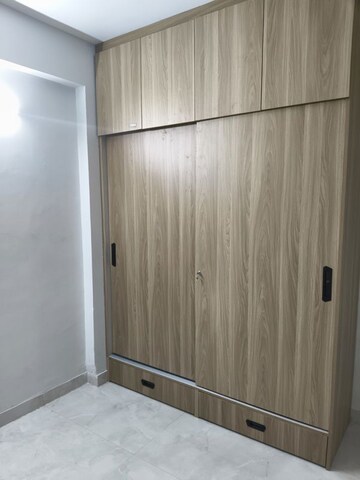Room in 2 BHK Apartment at Signature Global City, Sector 37d – for Rent