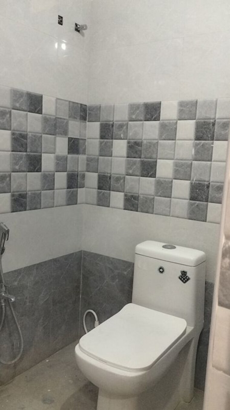 Bathroom, sun city 3 Bedroom 1600 Sq.Ft. Apartment In Sun City Hyderabad 10035851