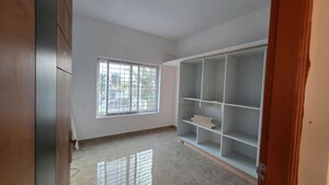 Room in 2 BHK Apartment at Mahadevpura – for Rent