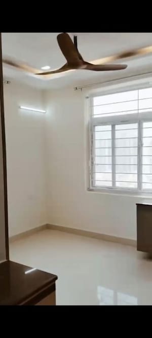 Room in 3 BHK Apartment at Aditya Capitol Heights, Hi Tech City – for Rent