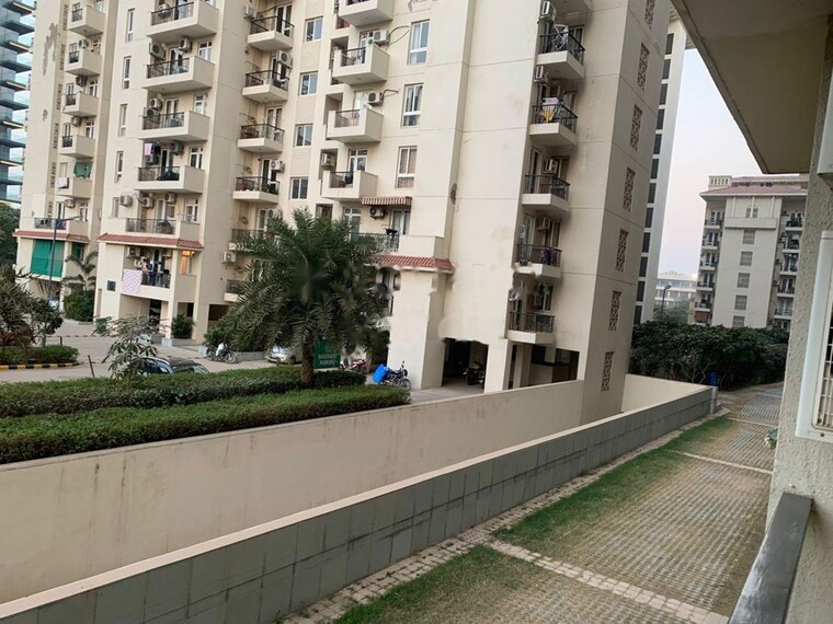 Exterior View, emaar-emerald-estate 3.5 Bedroom 1350 Sq.Ft. Apartment In Sector 65 Gurgaon 10035872
