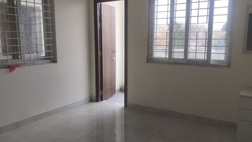 Room in 2 BHK Apartment at Sun City – for Rent