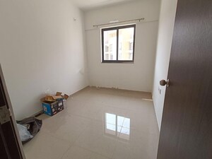 Room in 2 BHK Apartment at Shapoorji Pallonji Joyville Hinjewadi, Hinjewadi – for Rent