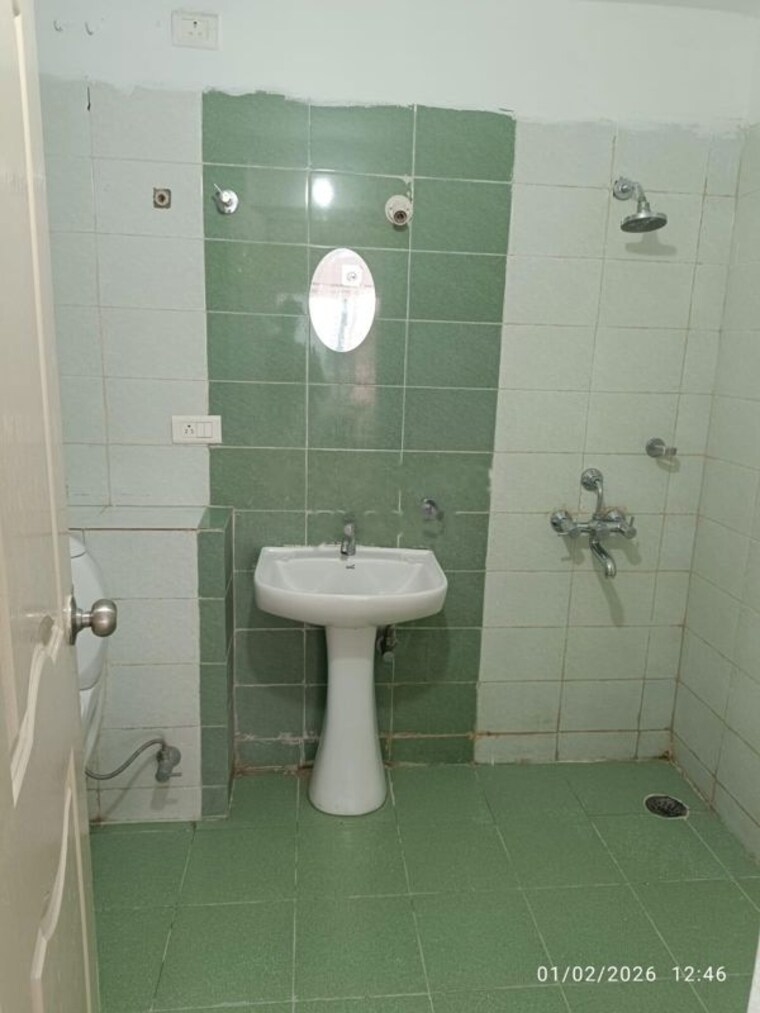 Bathroom, pws-7-hills 3 Bedroom 1500 Sq.Ft. Apartment In Narsingi Hyderabad 10035922