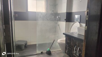 Master Bedroom in 3 BHK Builder Floor at Unitech South City II, Sector 50 – for Rent