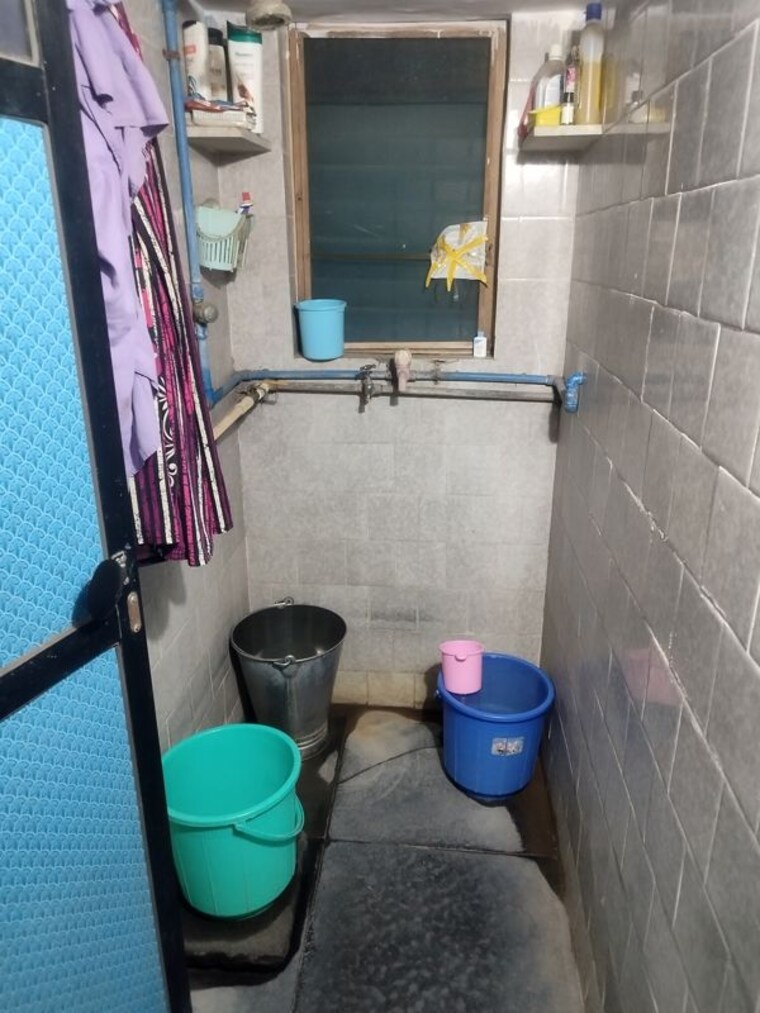 Bathroom, dombivli west 1 Bedroom 570 Sq.Ft. Apartment In Dombivli West Thane 10035985