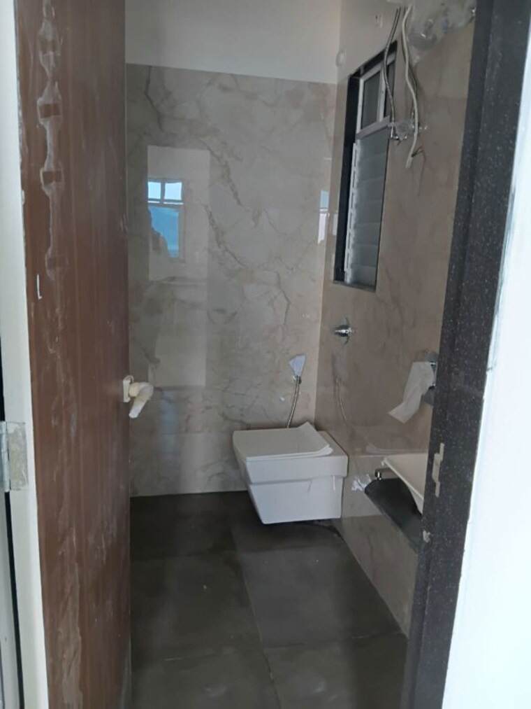 Bathroom, omkaar-the-grand 1 Bedroom 380 Sq.Ft. Apartment In Vikhroli East Mumbai 10035987