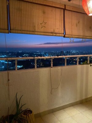 Swimming Pool in 3.5 BHK Apartment at Prestige Lakeside Habitat, Varthur – for Rent