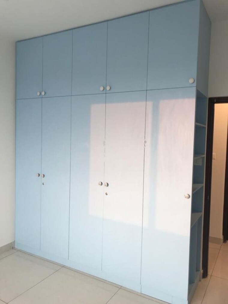 Bathroom, prestige-lakeside-habitat 3.5 Bedroom 1391 Sq.Ft. Apartment In Varthur Bangalore 10035993