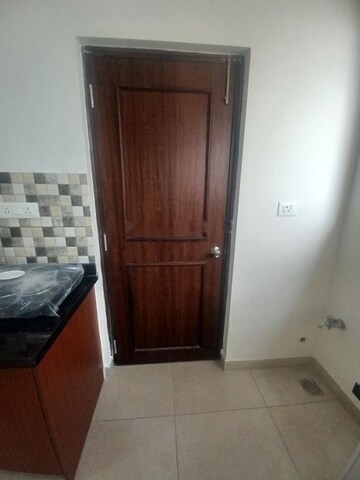 Furnished Amenities in 3.5 BHK Apartment at Prestige Lakeside Habitat, Varthur – for Rent