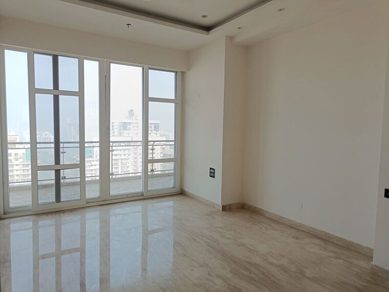 Room, mahagun-mezzaria 4 Bedroom 4425 Sq.Ft. Apartment In Sector 78 Noida 10036019