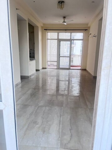 Room in 3 BHK Apartment at SDS NRI Residency, Sector 45 – for Rent