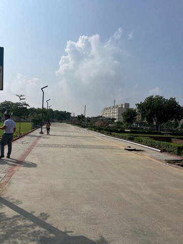  Plot For Sale in ROF Normanton Park, Sohna Sector 36