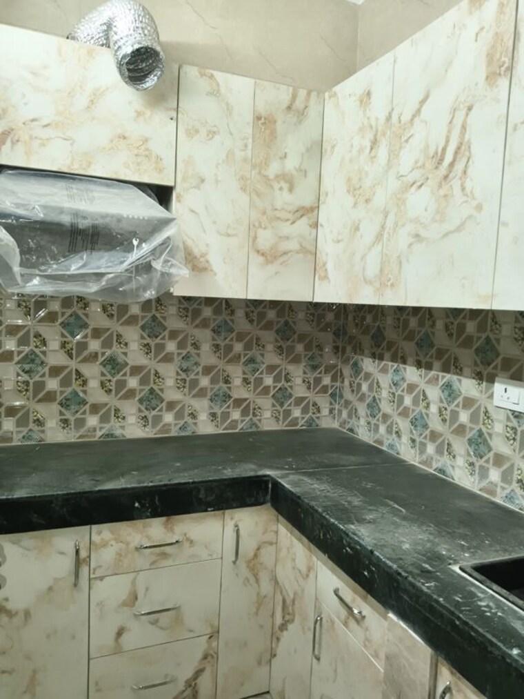 Kitchen, govindpuri 2 Bedroom 700 Sq.Ft. Builder Floor In Govindpuri Delhi 10036049