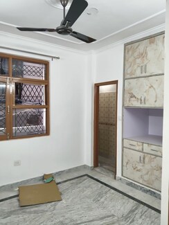 2 BHK + Extra Room Builder Floor For Sale in Govindpuri