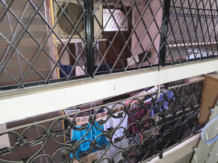 Balcony, govindpuri 2 Bedroom 700 Sq.Ft. Builder Floor In Govindpuri Delhi 10036049