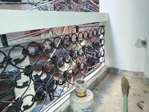 Parking in 2 BHK Builder Floor at Govindpuri – for Sale