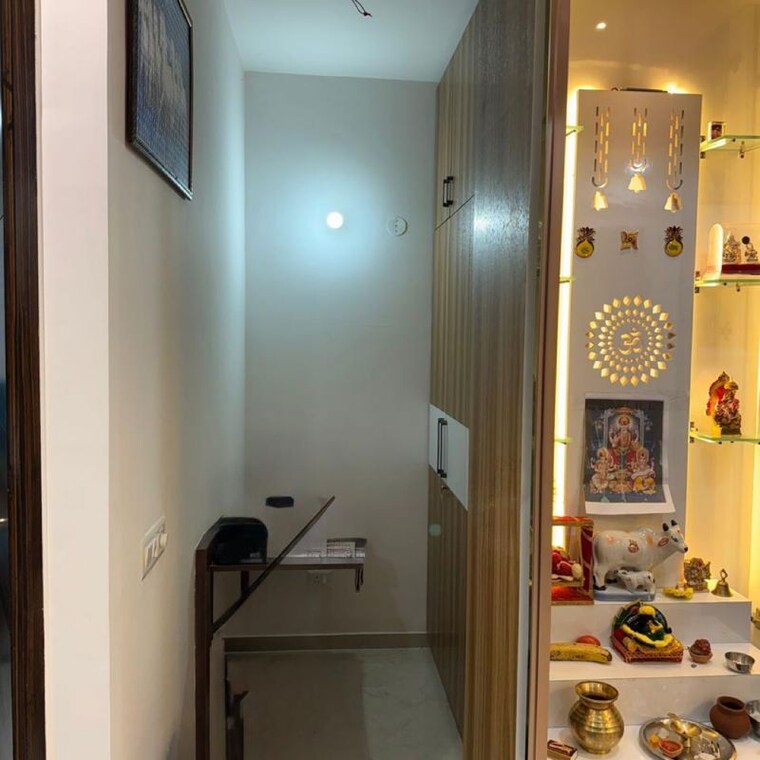 Nearby, smart-world-gems 3.5 Bedroom 1494 Sq.Ft. Apartment In Sector 89 Gurgaon 10036062