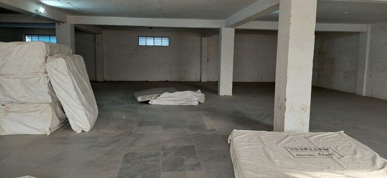  Parking, vishwakarma industrial area Commercial Warehouse 16000 Sq.Yd. In Vishwakarma Industrial Area Jaipur 10036083