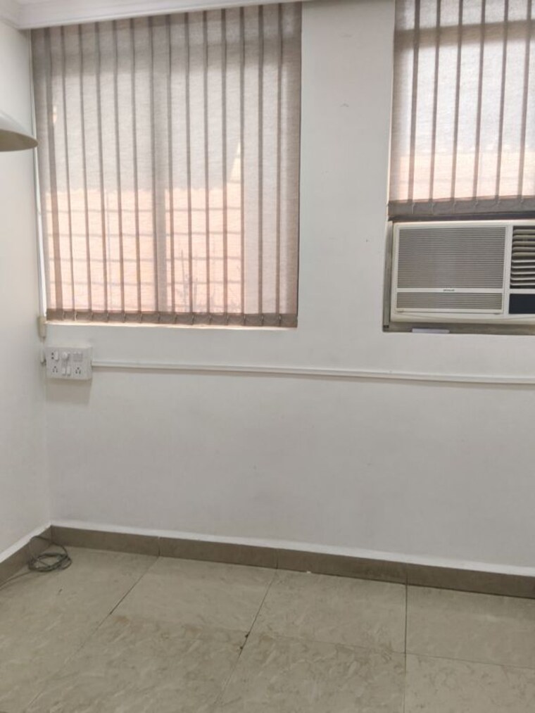 Balcony, shrushti-pride-datta-prasanna-chs Commercial Office Space 3500 Sq.Ft. In Naupada Thane 10036100