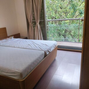 Bedroom in 2.5 BHK Apartment at Juhu Trishul, Juhu – for Rent