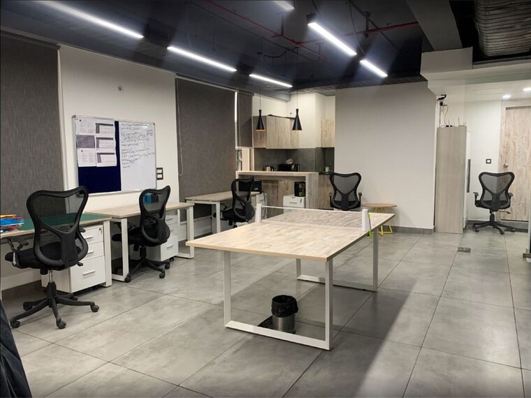 Team Area, dlf-star-tower Commercial Office Space 1287 Sq.Ft. In Sector 30 Gurgaon 10036059