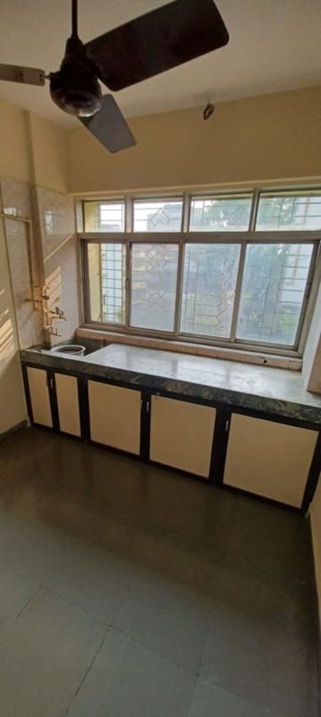 Room in 3 BHK Apartment at Dombivli West – for Rent