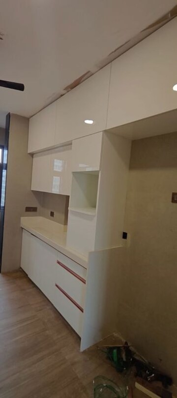 Bathroom in 3 BHK Apartment at Andheri West – for Rent