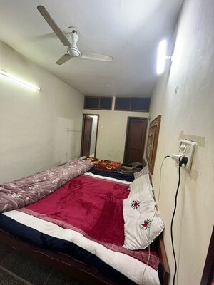 Bathroom in 3 BHK Builder Floor at Sector 43 – for Rent