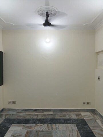 Room in 2 BHK Builder Floor at Malviya Nagar – for Rent