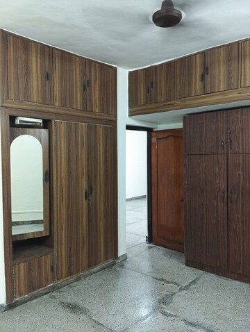 Room in 2 BHK Builder Floor at Malviya Nagar – for Rent