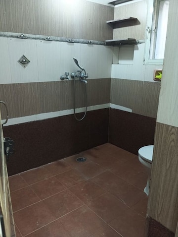 Kitchen in 2 BHK Builder Floor at Malviya Nagar – for Rent